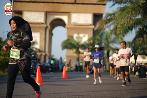 Race photo from Kediri Half Marathon 2024
