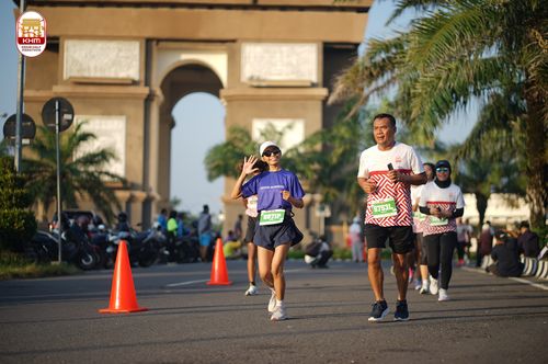 Race photo from Kediri Half Marathon 2024