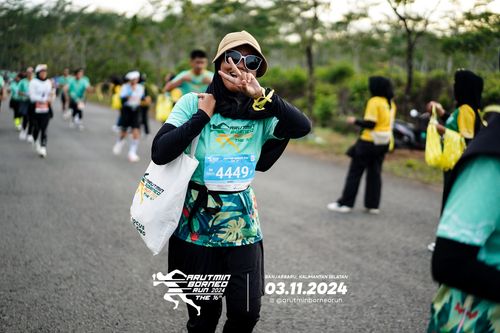 Race photo from Arutmin Borneo Run 2024