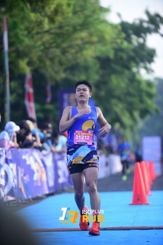 Race photo from Isoplus Run 2024 Surabaya