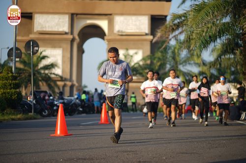 Race photo from Kediri Half Marathon 2024