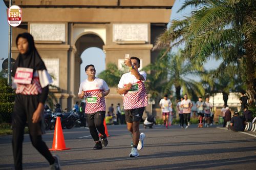 Race photo from Kediri Half Marathon 2024