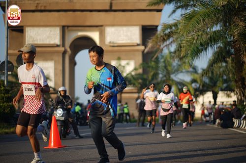 Race photo from Kediri Half Marathon 2024