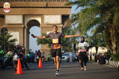 Race photo from Kediri Half Marathon 2024