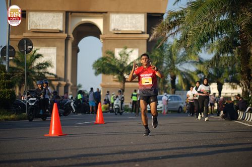 Race photo from Kediri Half Marathon 2024