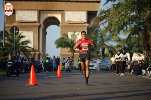 Race photo from Kediri Half Marathon 2024