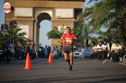 Race photo from Kediri Half Marathon 2024