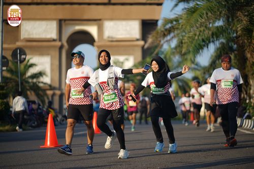 Race photo from Kediri Half Marathon 2024