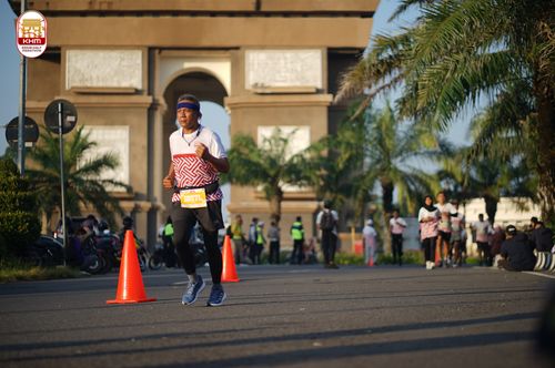 Race photo from Kediri Half Marathon 2024