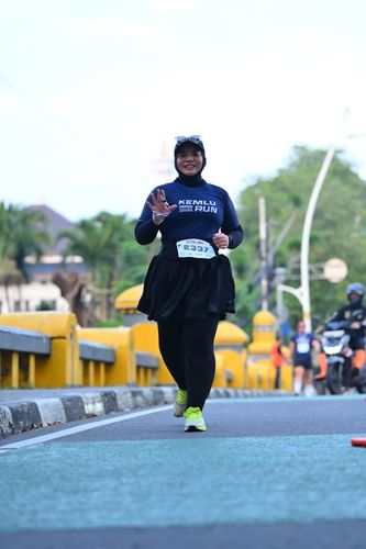 Race photo from KEMLU RUN 2025