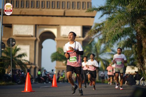 Race photo from Kediri Half Marathon 2024