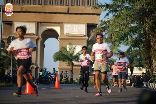 Race photo from Kediri Half Marathon 2024