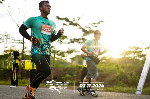 Race photo from Arutmin Borneo Run 2024