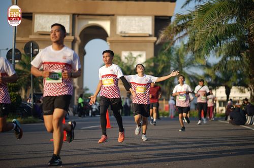 Race photo from Kediri Half Marathon 2024