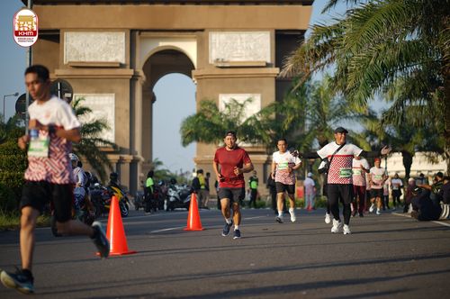 Race photo from Kediri Half Marathon 2024