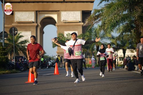Race photo from Kediri Half Marathon 2024