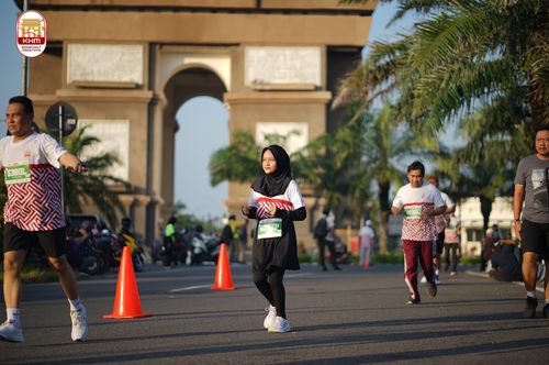 Race photo from Kediri Half Marathon 2024