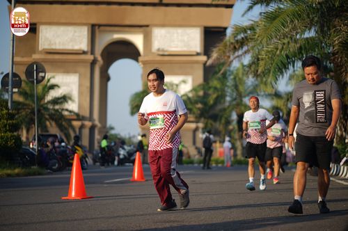 Race photo from Kediri Half Marathon 2024