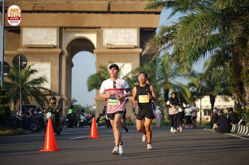 Race photo from Kediri Half Marathon 2024