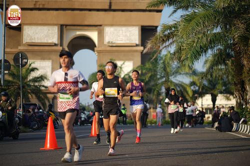 Race photo from Kediri Half Marathon 2024