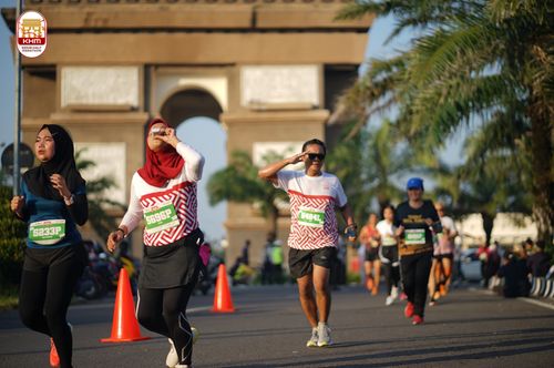 Race photo from Kediri Half Marathon 2024