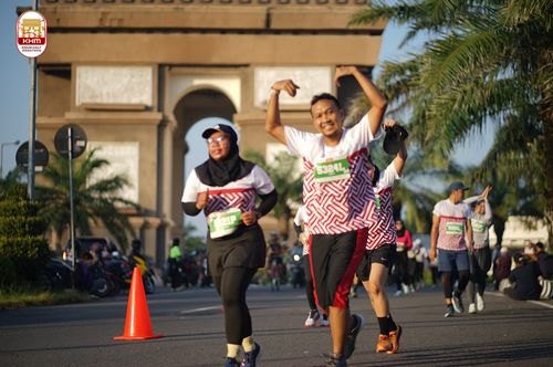 Race photo from Kediri Half Marathon 2024