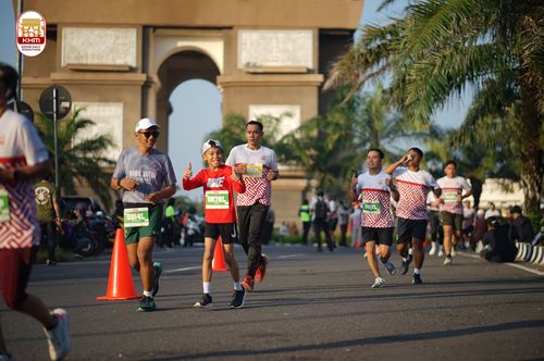 Race photo from Kediri Half Marathon 2024