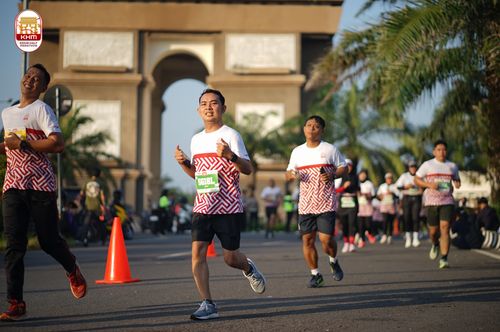 Race photo from Kediri Half Marathon 2024