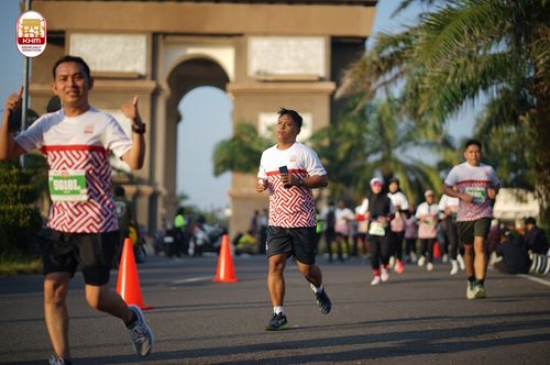 Race photo from Kediri Half Marathon 2024