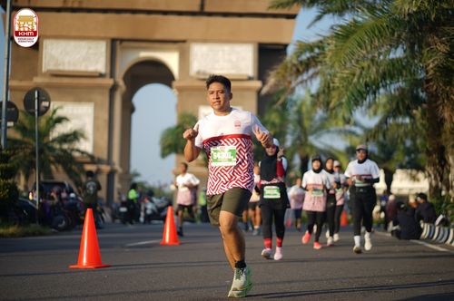 Race photo from Kediri Half Marathon 2024
