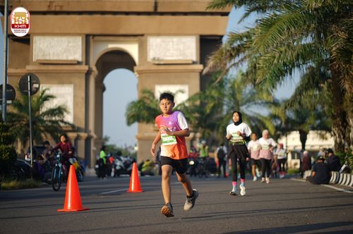 Race photo from Kediri Half Marathon 2024