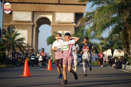 Race photo from Kediri Half Marathon 2024
