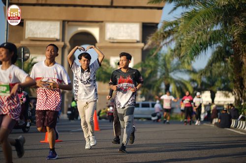 Race photo from Kediri Half Marathon 2024