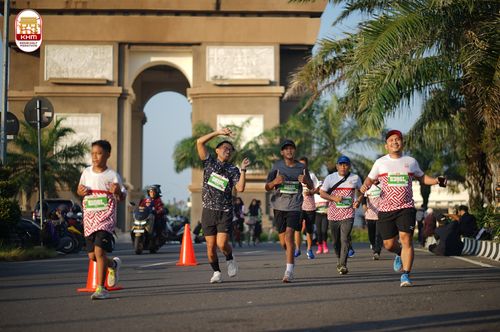 Race photo from Kediri Half Marathon 2024