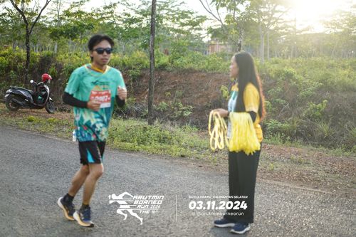 Race photo from Arutmin Borneo Run 2024