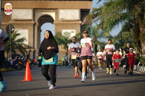 Race photo from Kediri Half Marathon 2024