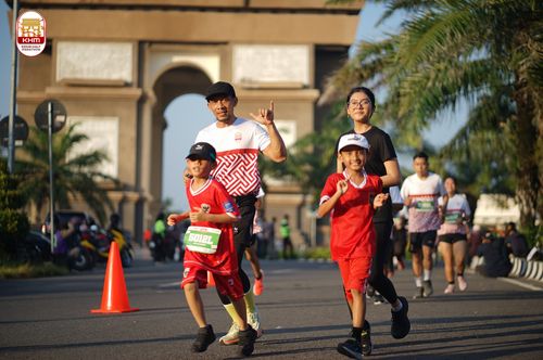 Race photo from Kediri Half Marathon 2024