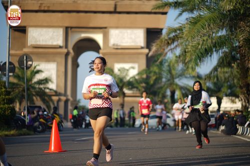 Race photo from Kediri Half Marathon 2024