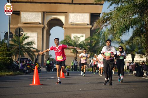 Race photo from Kediri Half Marathon 2024