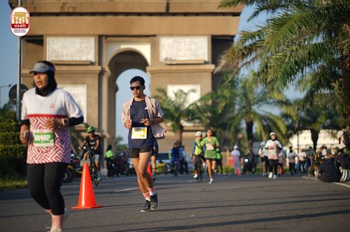 Race photo from Kediri Half Marathon 2024