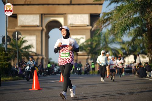 Race photo from Kediri Half Marathon 2024