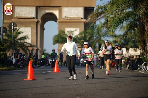 Race photo from Kediri Half Marathon 2024