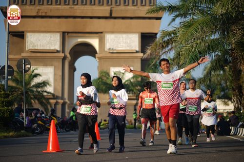 Race photo from Kediri Half Marathon 2024