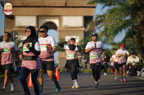 Race photo from Kediri Half Marathon 2024