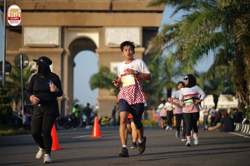 Race photo from Kediri Half Marathon 2024