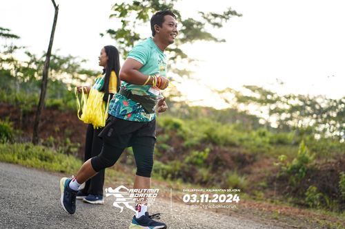 Race photo from Arutmin Borneo Run 2024