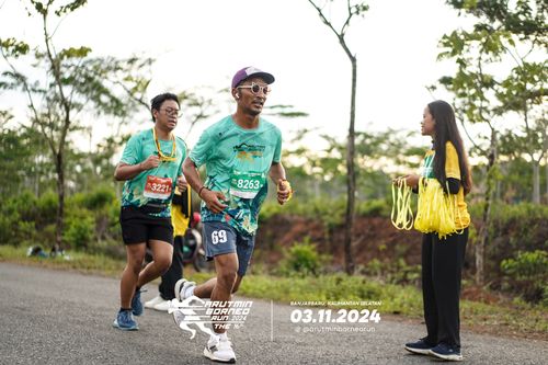 Race photo from Arutmin Borneo Run 2024