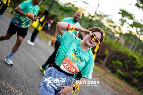 Race photo from Arutmin Borneo Run 2024