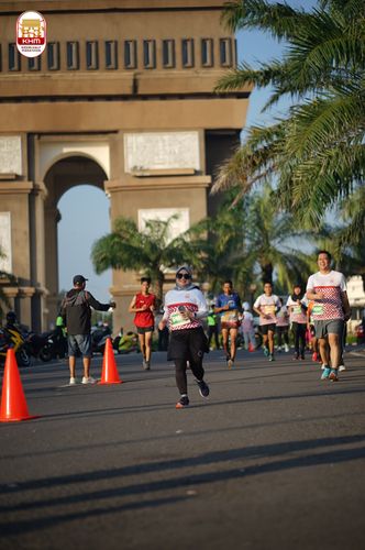 Race photo from Kediri Half Marathon 2024
