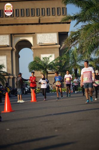 Race photo from Kediri Half Marathon 2024